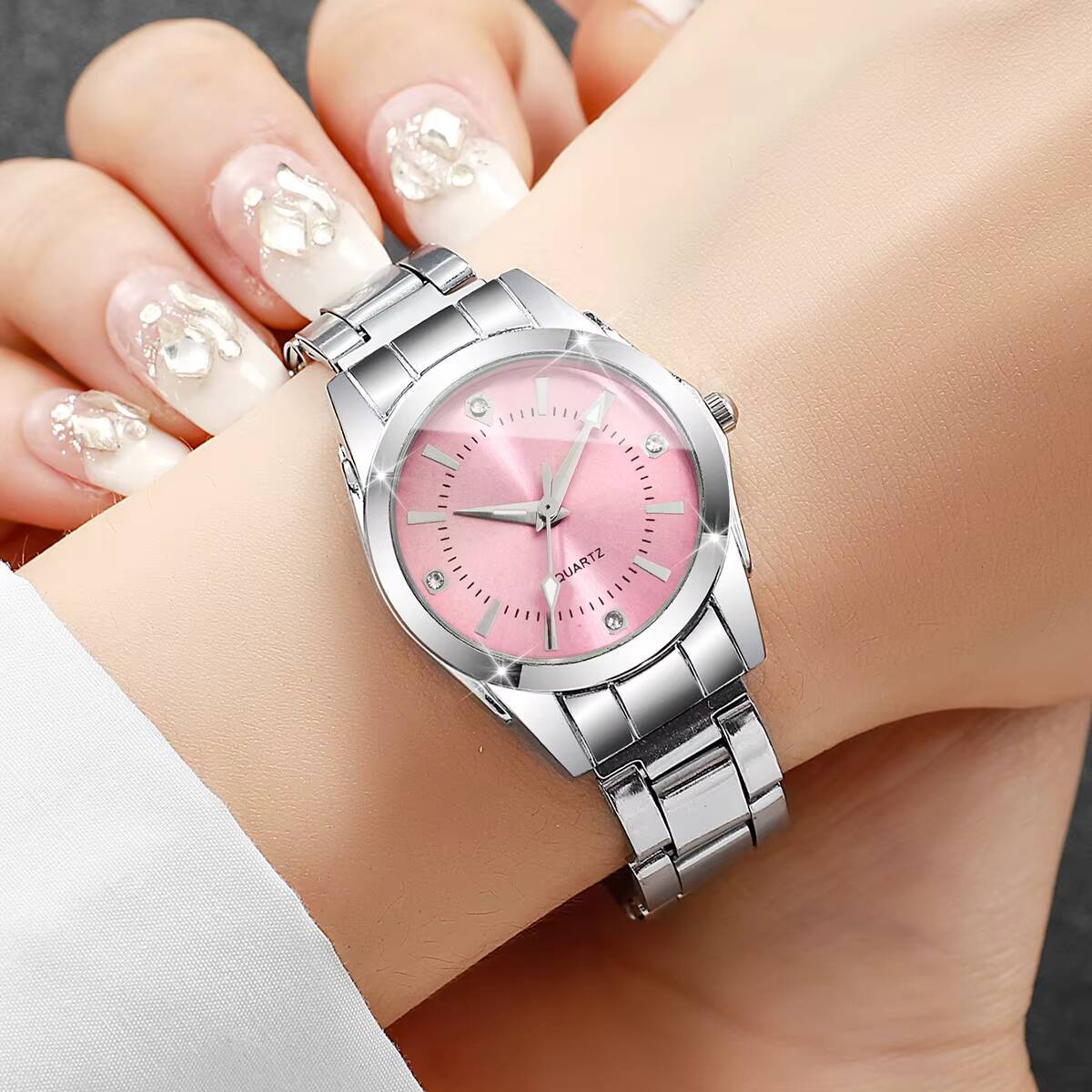 Luxury Rhinestone Women Watche - огляд і ціна Luxury Watch Case Travel