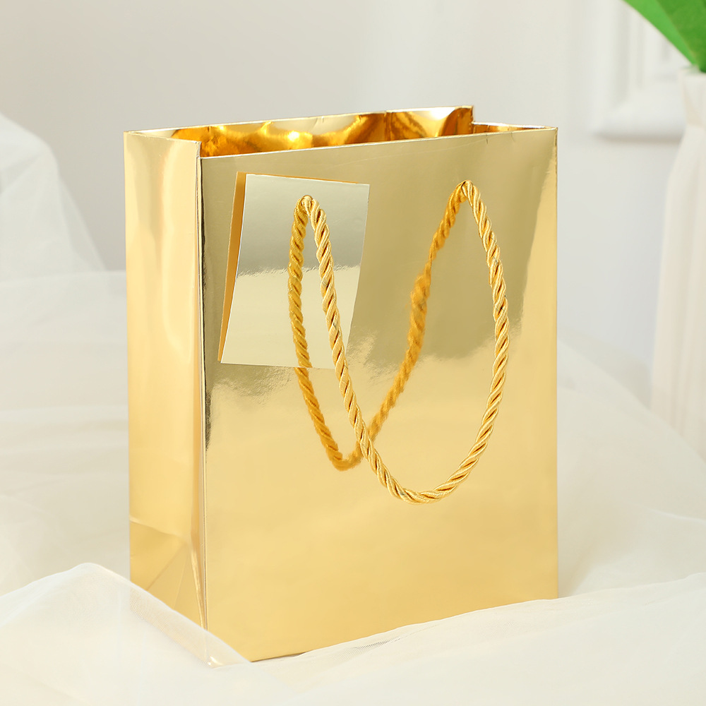 Luxury Gold Card Laminated Gif - огляд і ціна Luxury Watch House