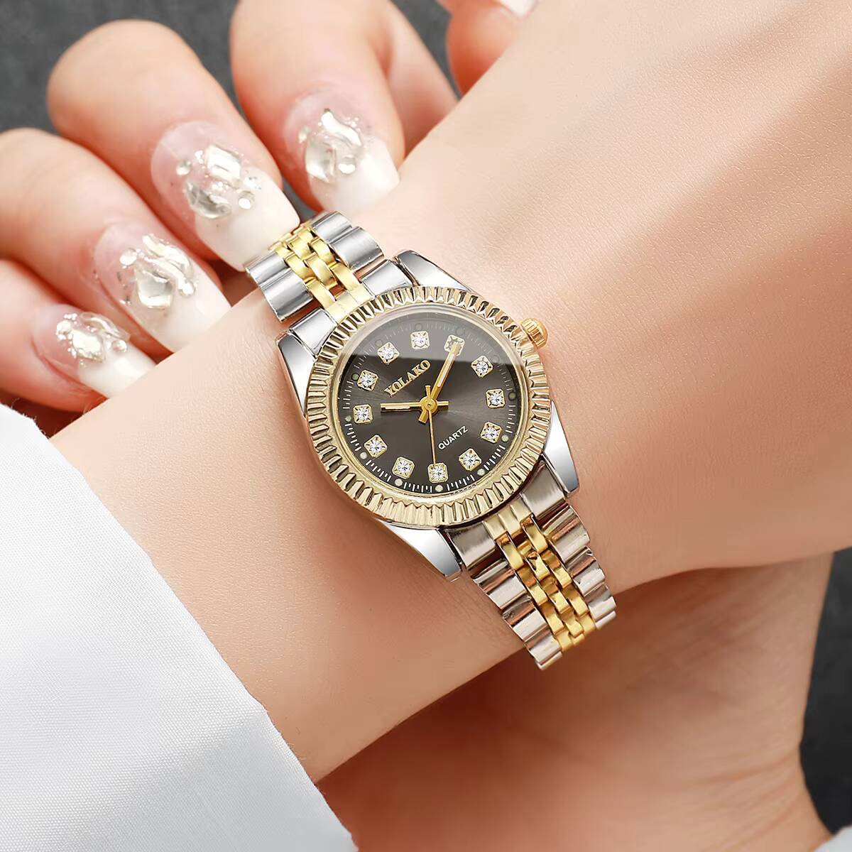 Fashion Rhinestone Women Quart - огляд і ціна Luxury Watch Case Travel